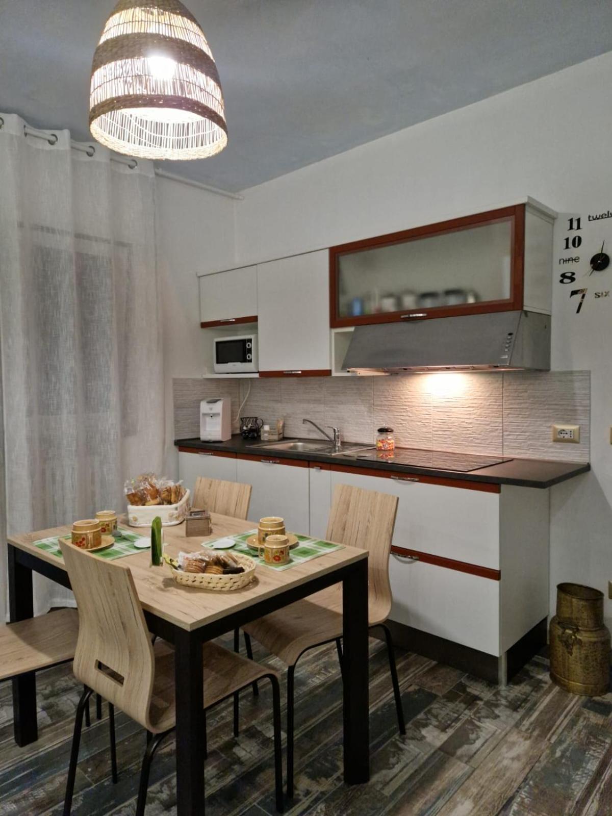 Casa Marx Bed & Breakfast Sedriano Exterior photo